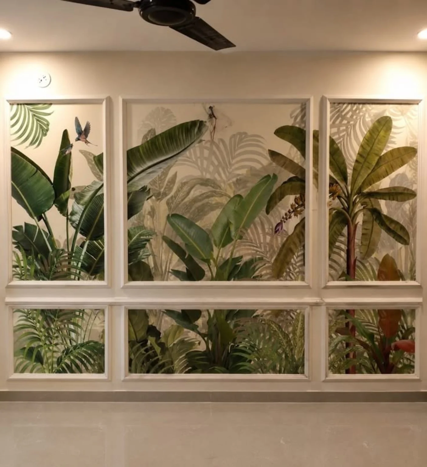 Botanical decorative wallpaper in a living space